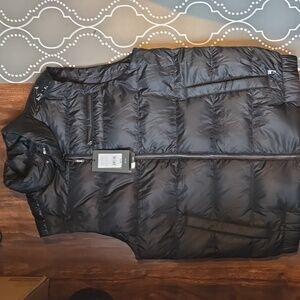 Tumi Men's Black Puffer Vest